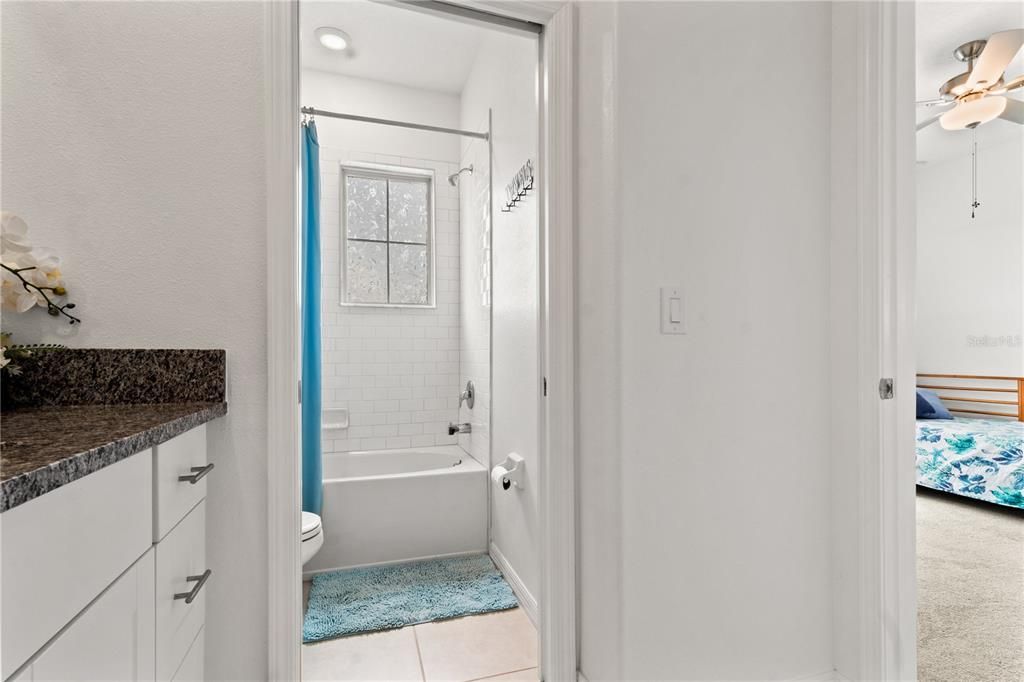 En Venta: $315,000 (3 camas, 2 baños, 1807 Pies cuadrados)