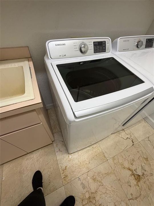 For Rent: $4,200 (4 beds, 3 baths, 2741 Square Feet)