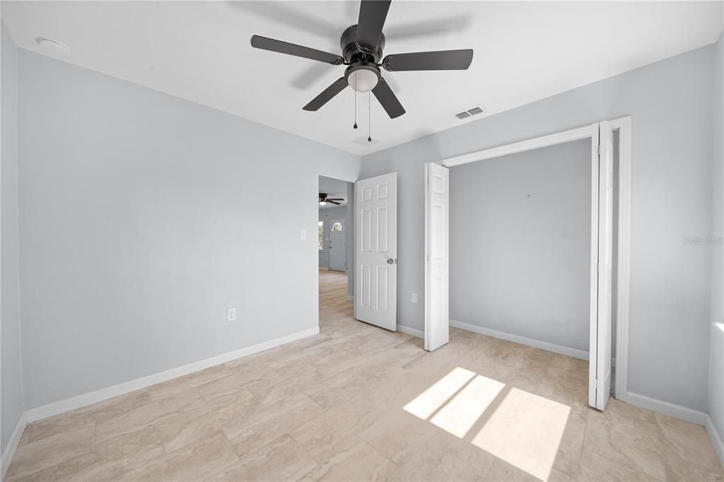 En Renta: $2,250 (3 camas, 2 baños, 1305 Pies cuadrados)