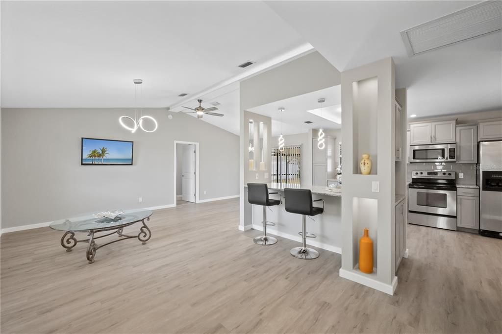 В аренду: $1,800 (2 спален, 2 ванн, 1348 Квадратных фут)