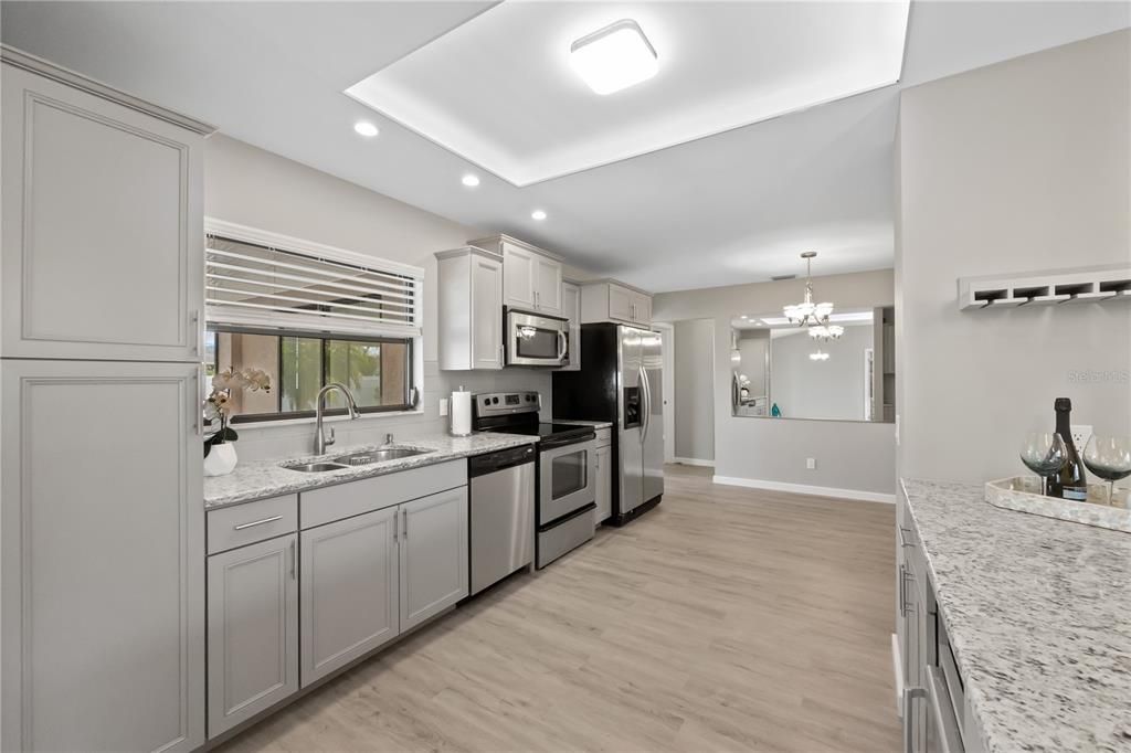 В аренду: $1,800 (2 спален, 2 ванн, 1348 Квадратных фут)