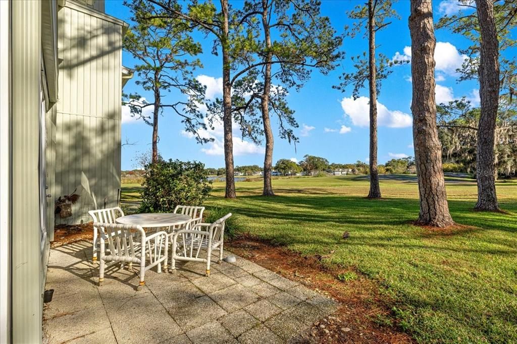 For Sale: $138,000 (2 beds, 2 baths, 1072 Square Feet)