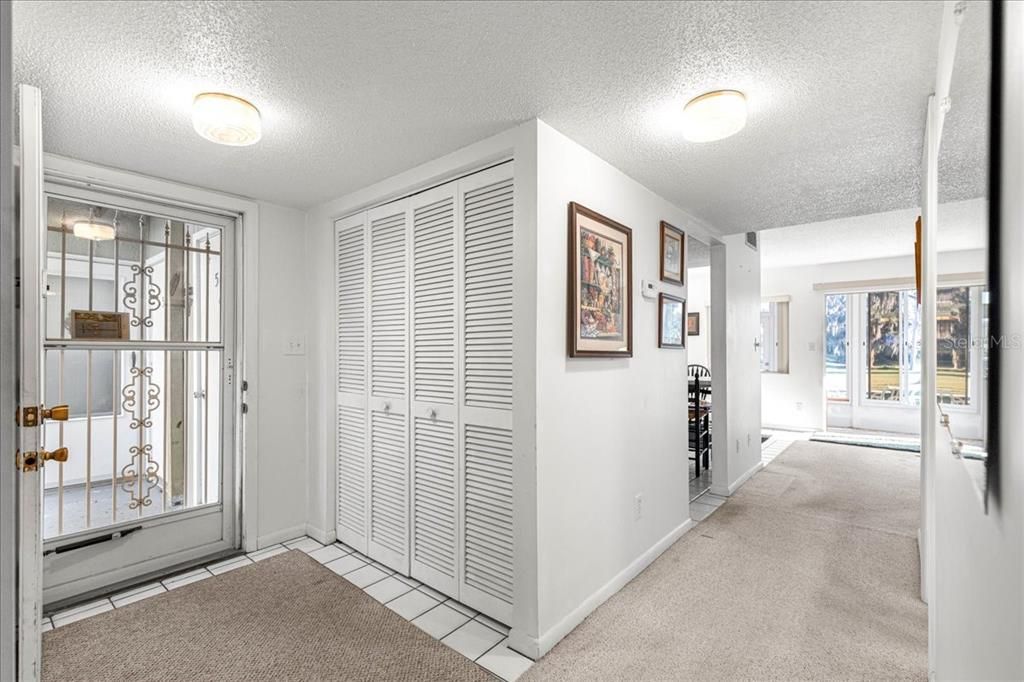 For Sale: $138,000 (2 beds, 2 baths, 1072 Square Feet)