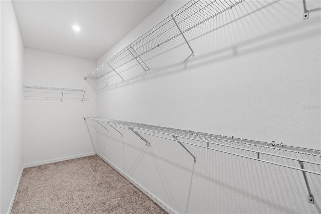 待售: $359,900 (4 贝兹, 2 浴室, 2052 平方英尺)