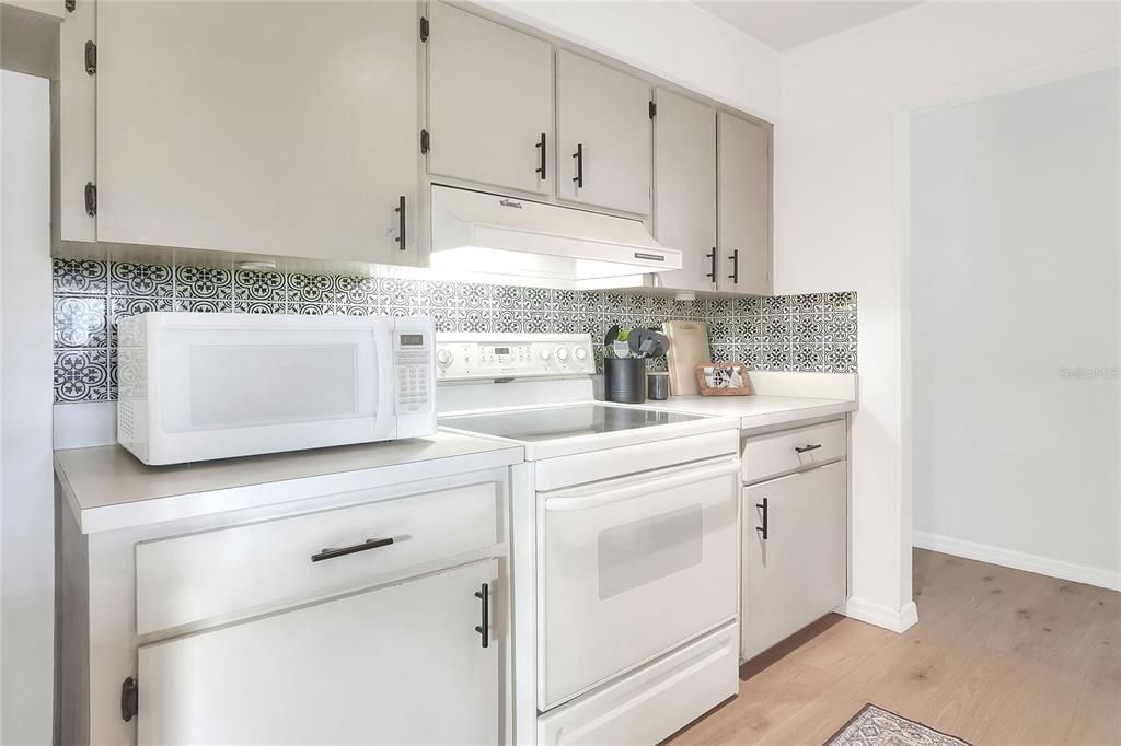 En Venta: $249,900 (3 camas, 2 baños, 1212 Pies cuadrados)