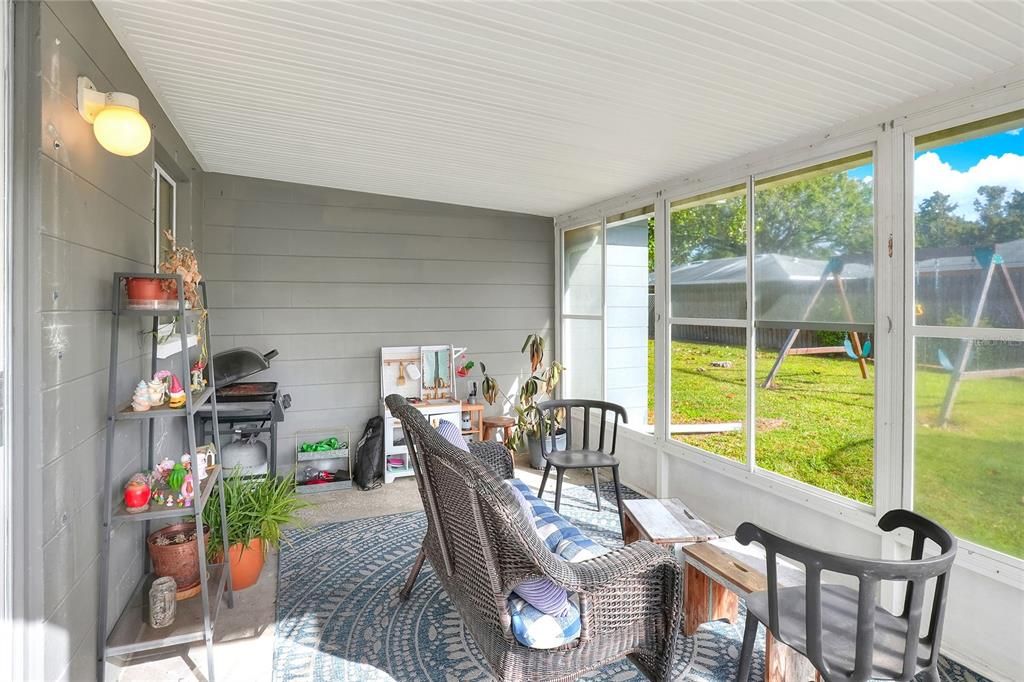 En Venta: $249,900 (3 camas, 2 baños, 1212 Pies cuadrados)