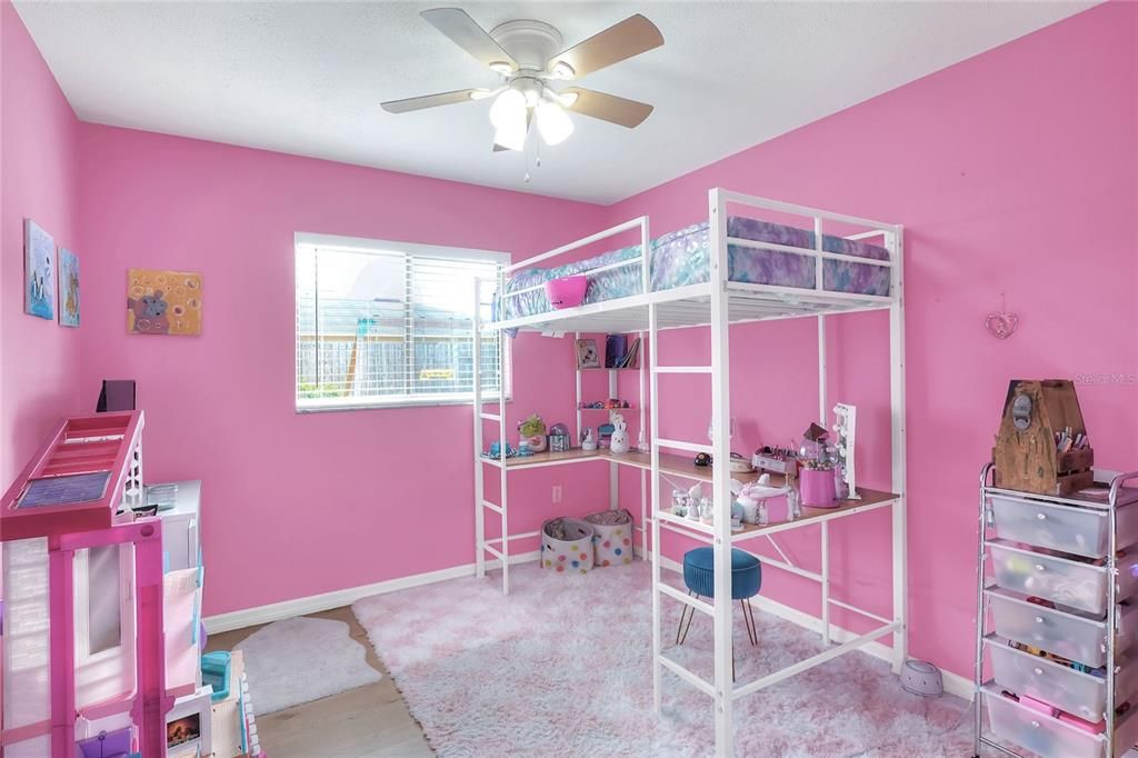 En Venta: $249,900 (3 camas, 2 baños, 1212 Pies cuadrados)