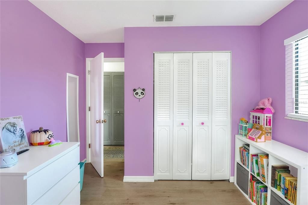 En Venta: $249,900 (3 camas, 2 baños, 1212 Pies cuadrados)