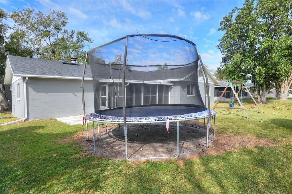 En Venta: $249,900 (3 camas, 2 baños, 1212 Pies cuadrados)