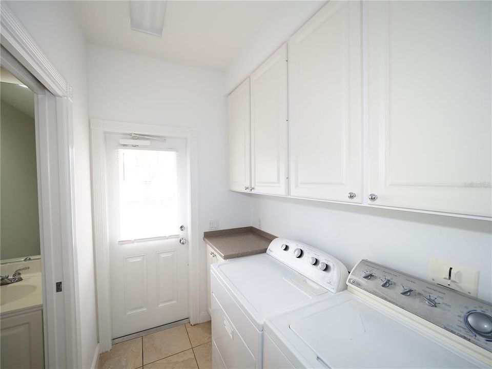 В аренду: $2,100 (3 спален, 2 ванн, 1652 Квадратных фут)