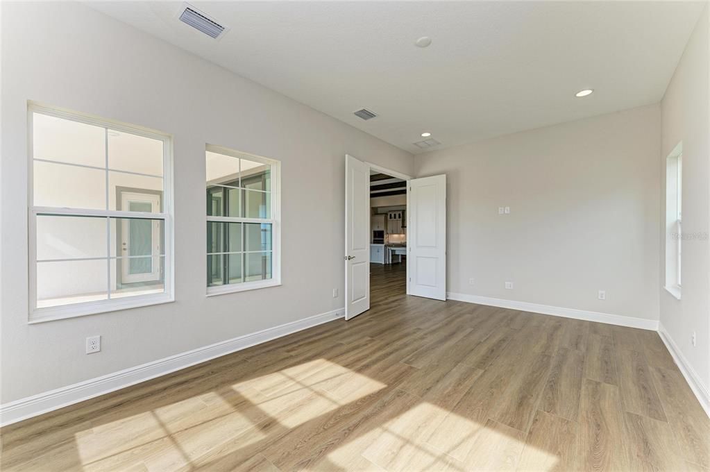 待售: $1,199,990 (5 贝兹, 4 浴室, 4602 平方英尺)