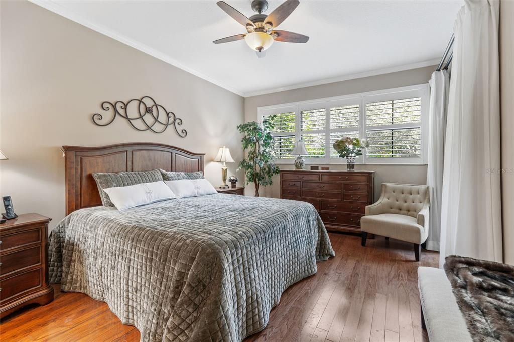 For Sale: $499,900 (3 beds, 3 baths, 2215 Square Feet)