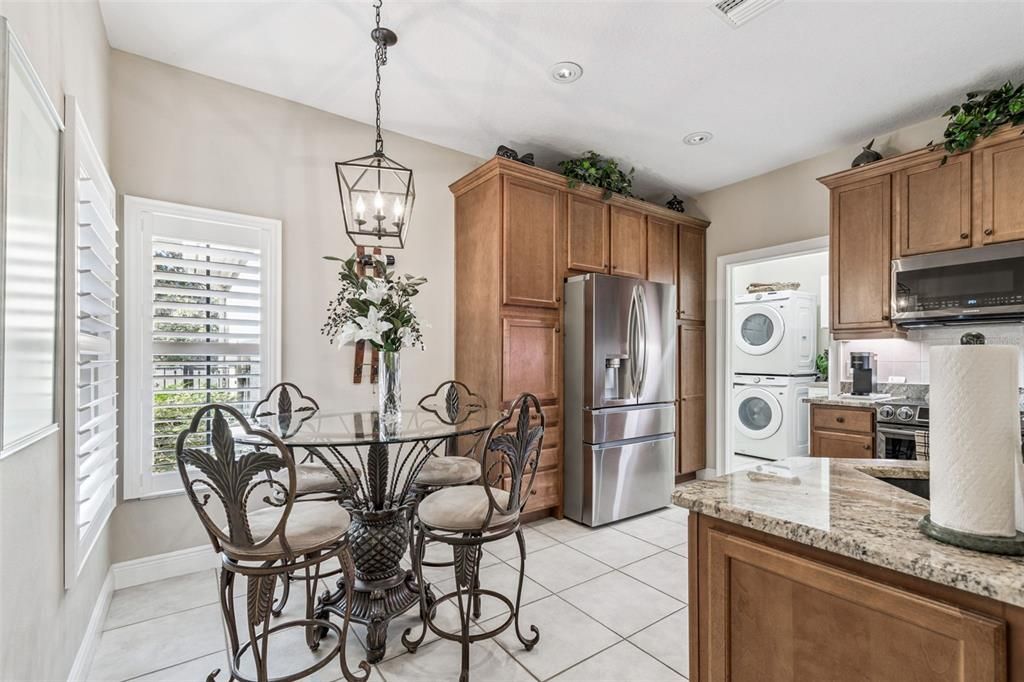 For Sale: $499,900 (3 beds, 3 baths, 2215 Square Feet)