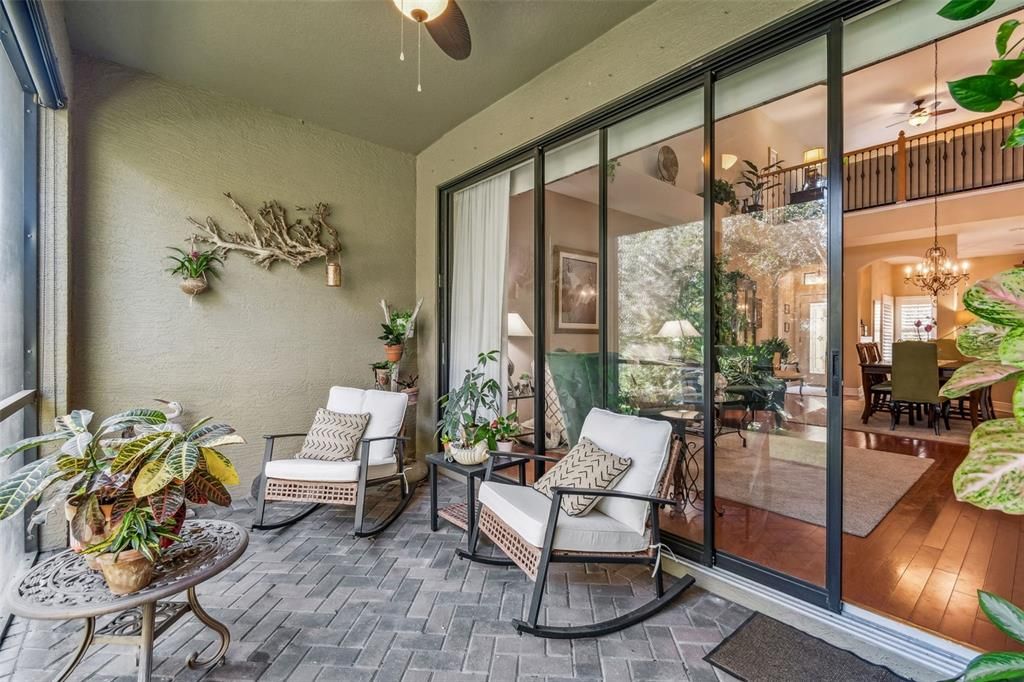 For Sale: $499,900 (3 beds, 3 baths, 2215 Square Feet)