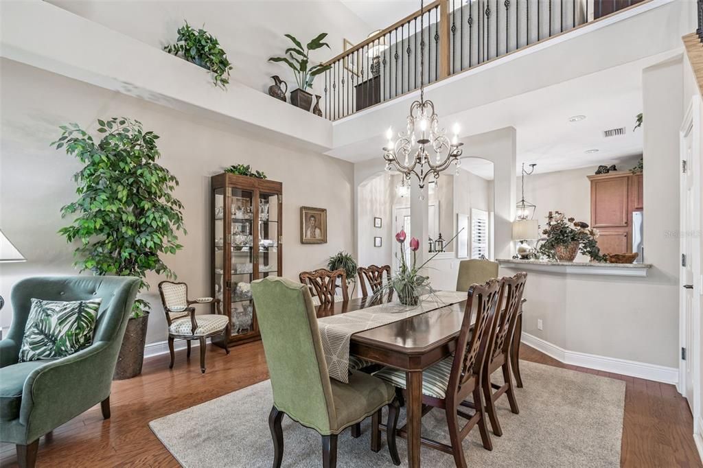 For Sale: $499,900 (3 beds, 3 baths, 2215 Square Feet)