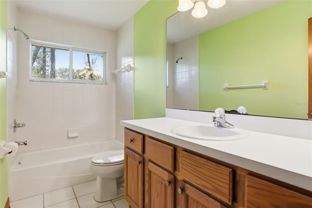 For Sale: $575,000 (3 beds, 3 baths, 2497 Square Feet)