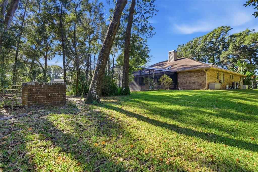 For Sale: $575,000 (3 beds, 3 baths, 2497 Square Feet)