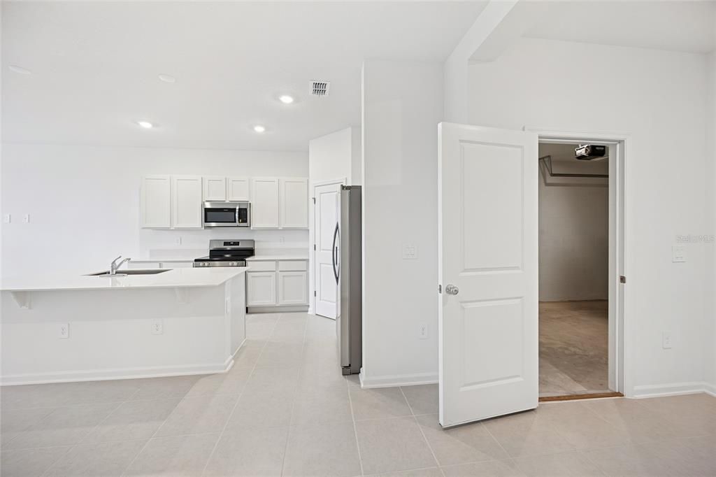 En Renta: $2,000 (3 camas, 2 baños, 1628 Pies cuadrados)