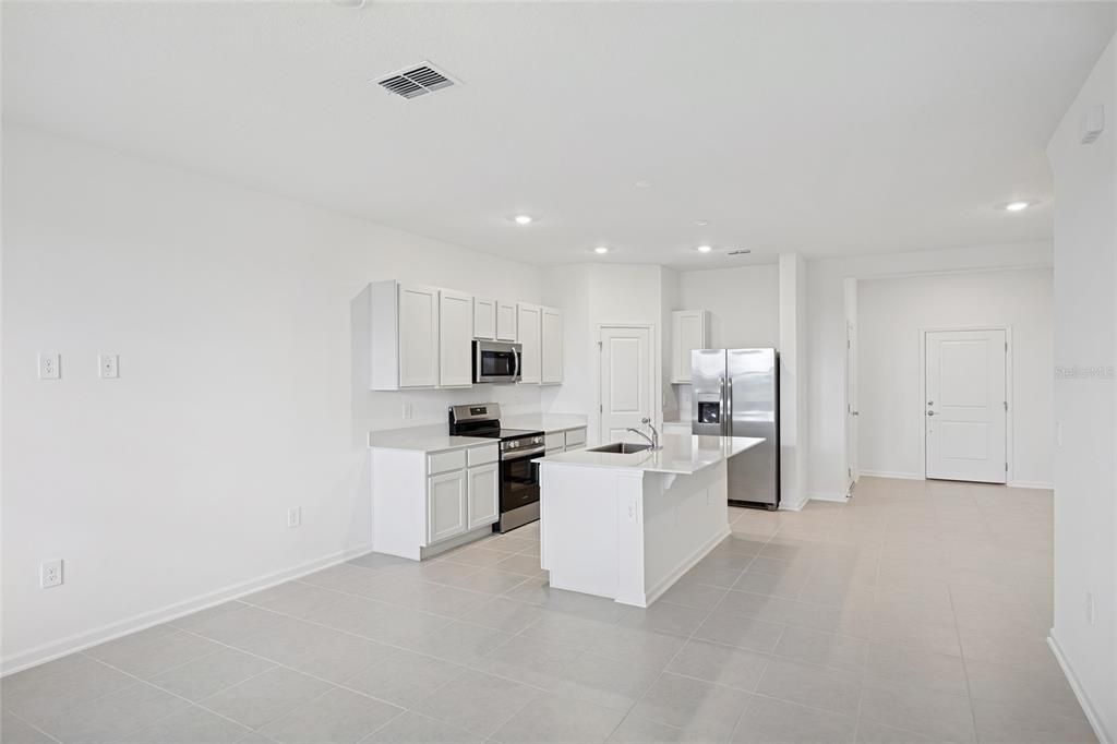 En Renta: $2,000 (3 camas, 2 baños, 1628 Pies cuadrados)