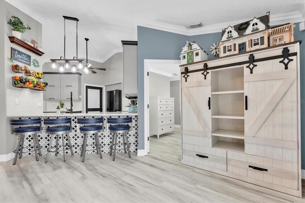 На продажу: $619,900 (3 спален, 2 ванн, 1486 Квадратных фут)