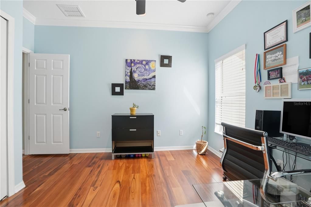 待售: $475,000 (4 贝兹, 2 浴室, 2056 平方英尺)