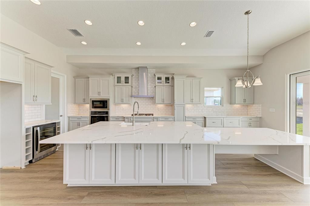 待售: $989,990 (4 贝兹, 4 浴室, 3460 平方英尺)