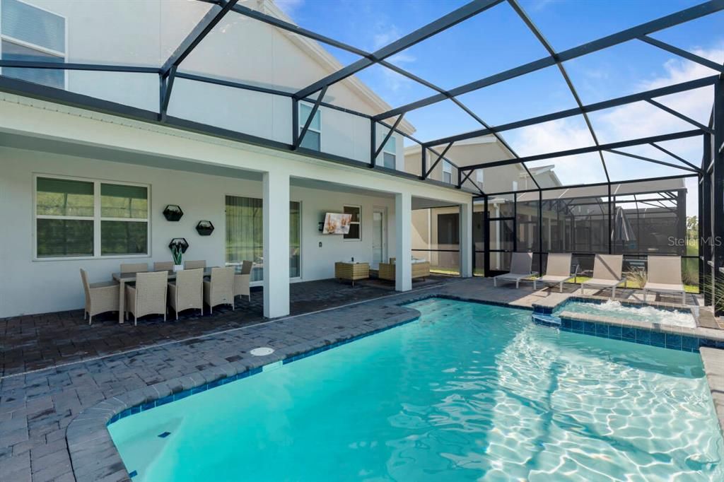 待售: $1,050,000 (8 贝兹, 5 浴室, 4289 平方英尺)