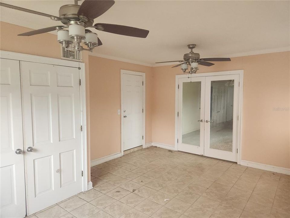 En Venta: $225,000 (3 camas, 2 baños, 1776 Pies cuadrados)