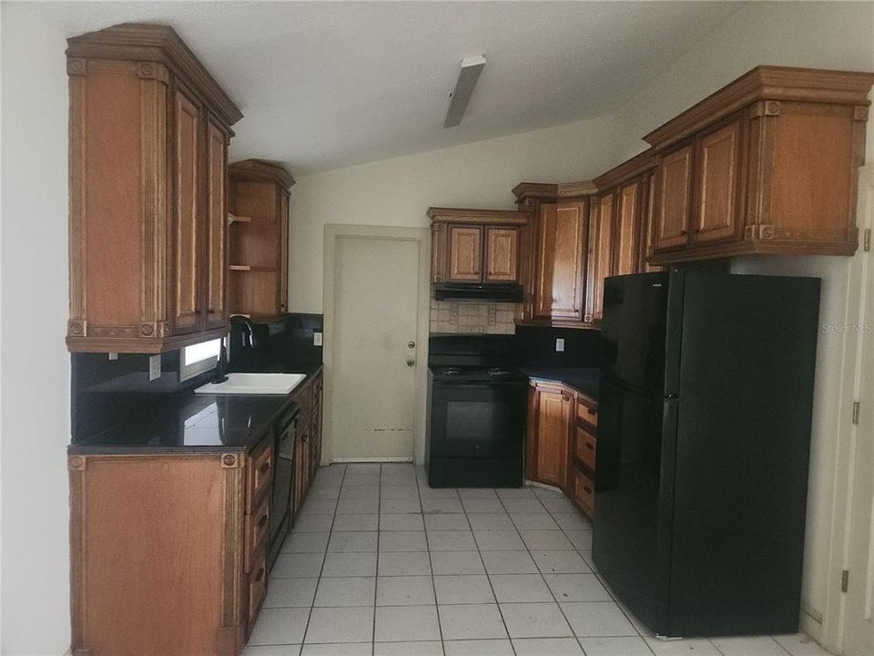 En Venta: $225,000 (3 camas, 2 baños, 1776 Pies cuadrados)