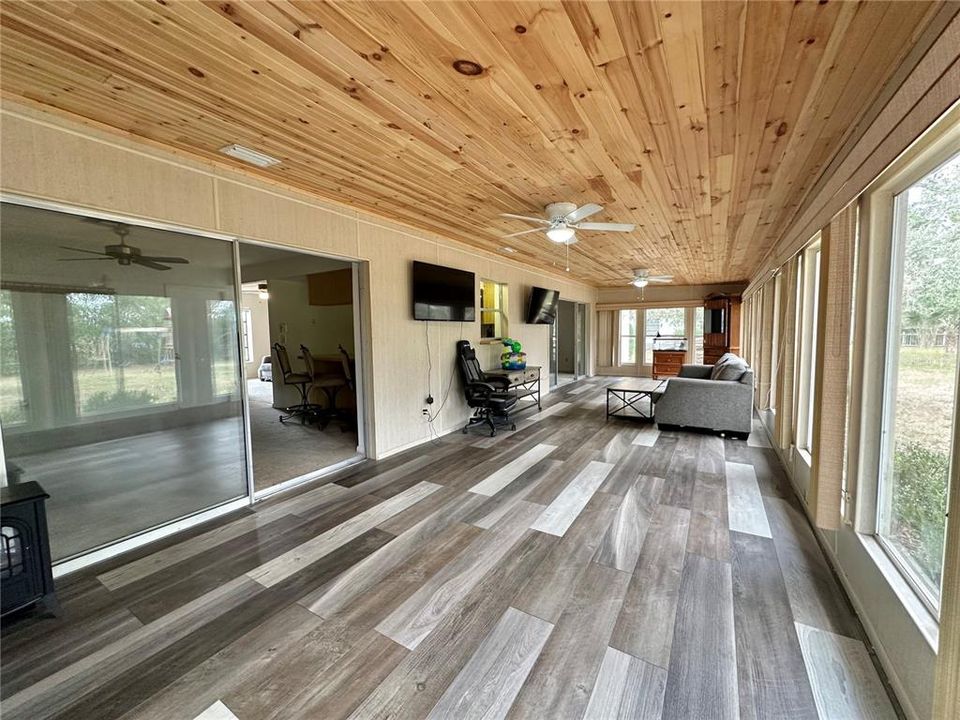 待售: $280,000 (3 贝兹, 2 浴室, 1720 平方英尺)