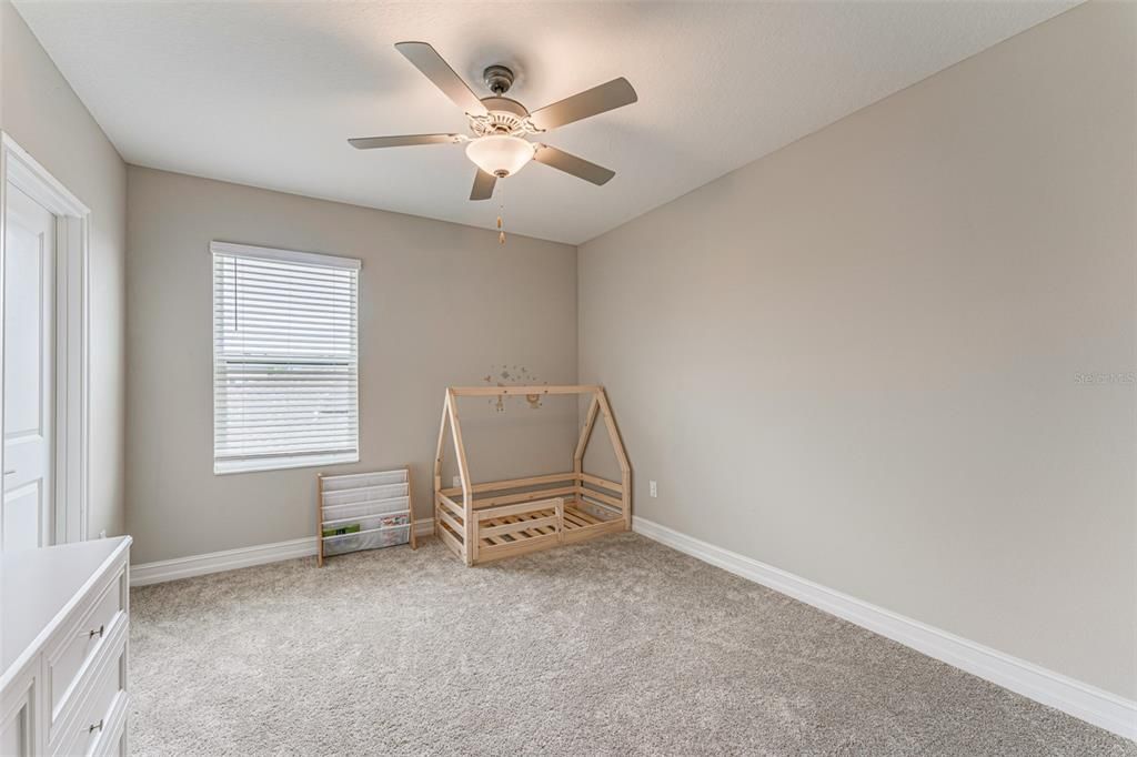 For Sale: $750,000 (5 beds, 3 baths, 3755 Square Feet)