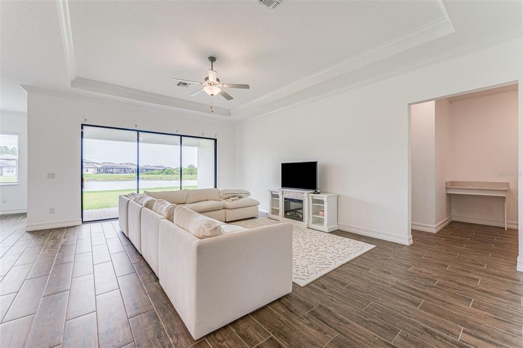 For Sale: $750,000 (5 beds, 3 baths, 3755 Square Feet)