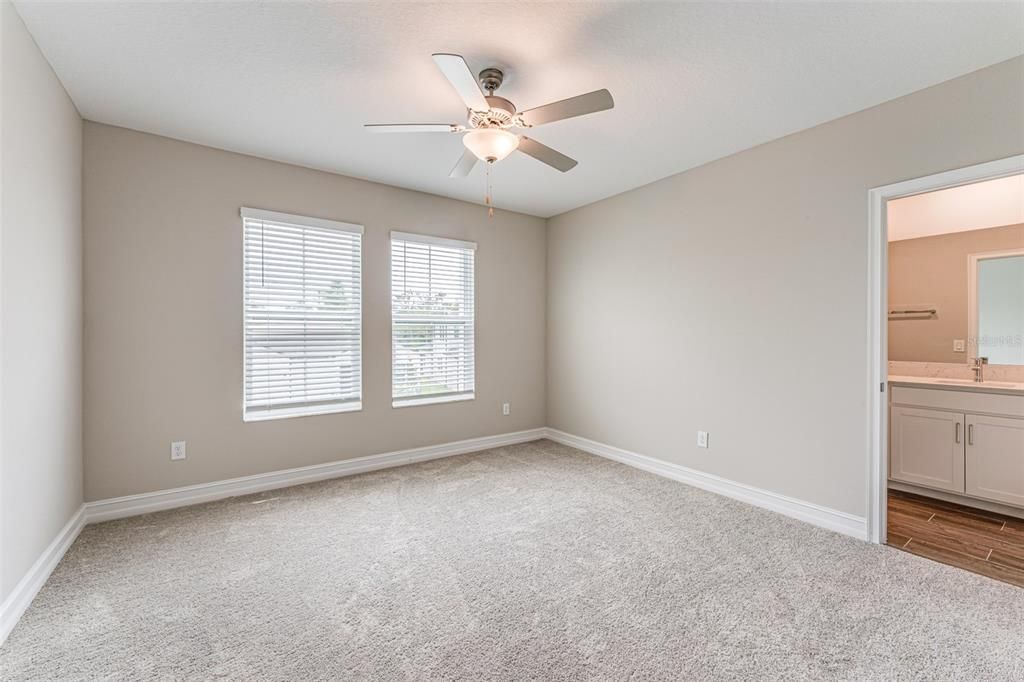 For Sale: $750,000 (5 beds, 3 baths, 3755 Square Feet)