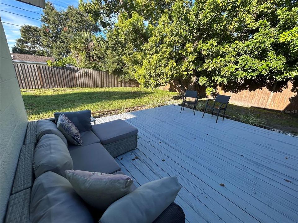 For Sale: $430,000 (4 beds, 3 baths, 1627 Square Feet)