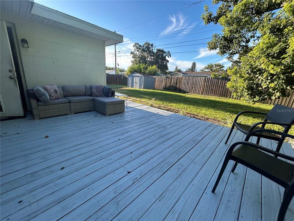 For Sale: $430,000 (4 beds, 3 baths, 1627 Square Feet)