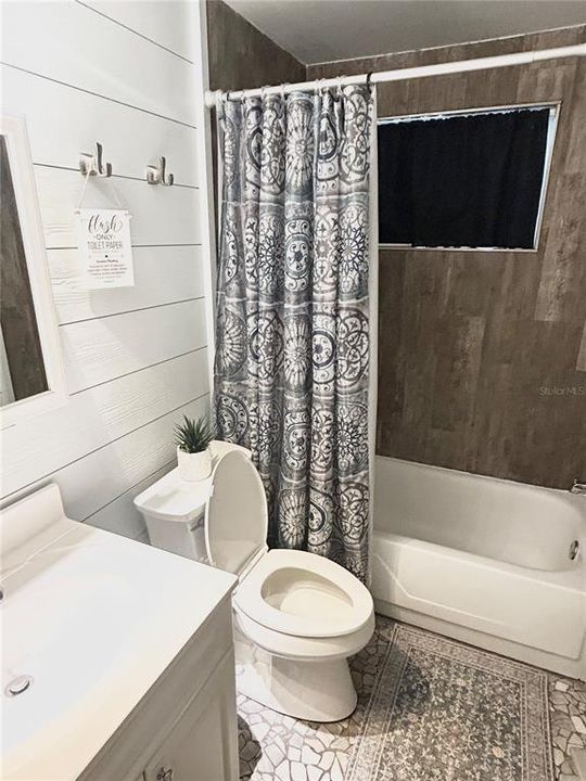 For Sale: $430,000 (4 beds, 3 baths, 1627 Square Feet)