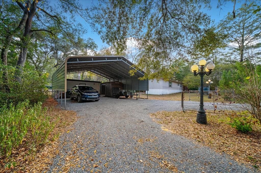 For Sale: $119,900 (2 beds, 2 baths, 924 Square Feet)