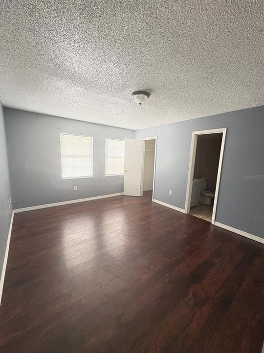 En Venta: $145,000 (2 camas, 2 baños, 923 Pies cuadrados)