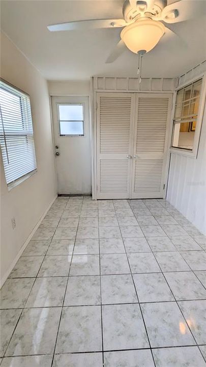 For Sale: $115,000 (2 beds, 2 baths, 1039 Square Feet)