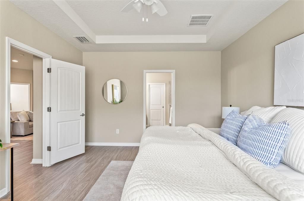 На продажу: $410,000 (3 спален, 2 ванн, 2100 Квадратных фут)