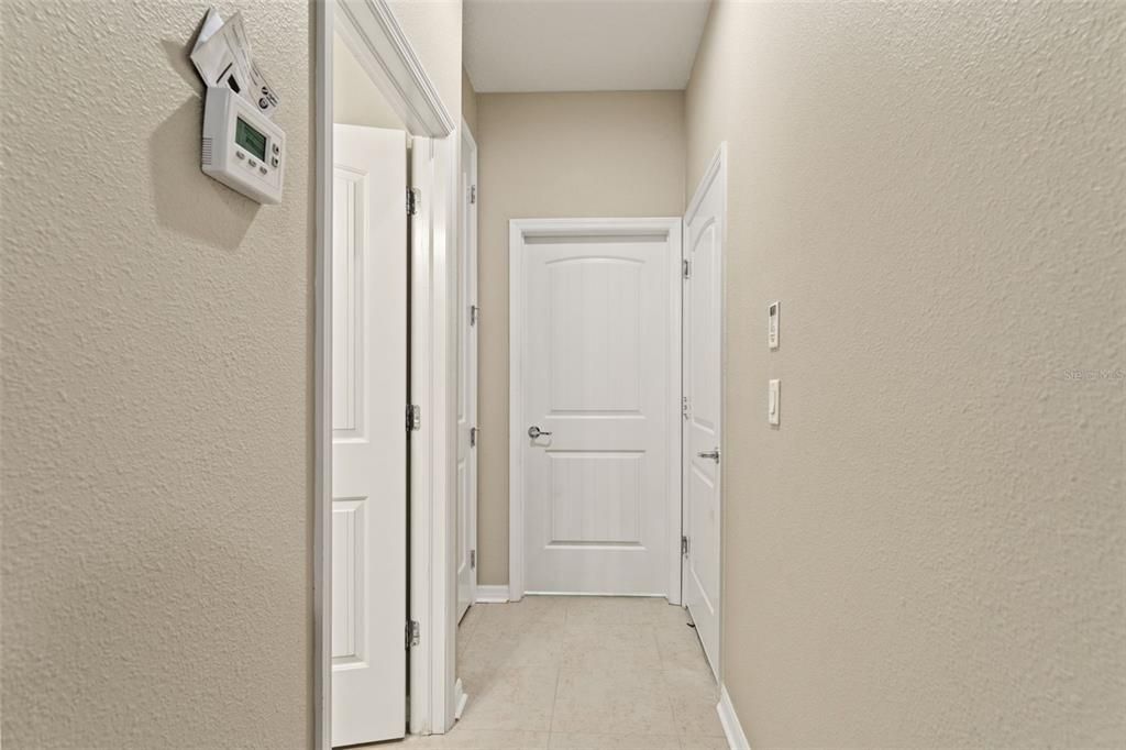 На продажу: $410,000 (3 спален, 2 ванн, 2100 Квадратных фут)