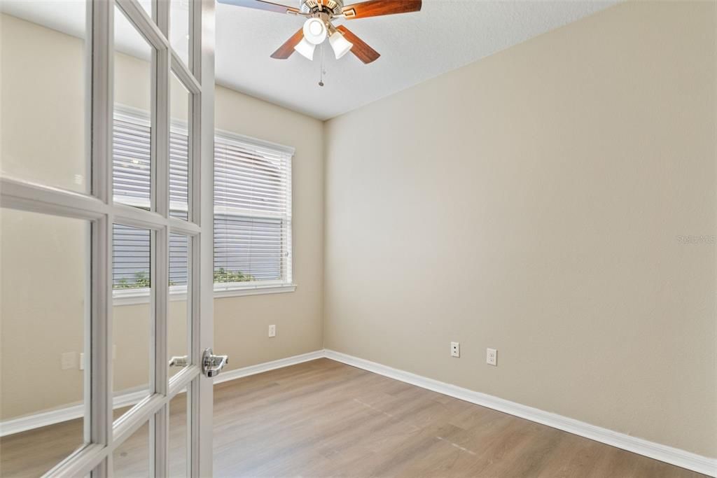 На продажу: $410,000 (3 спален, 2 ванн, 2100 Квадратных фут)