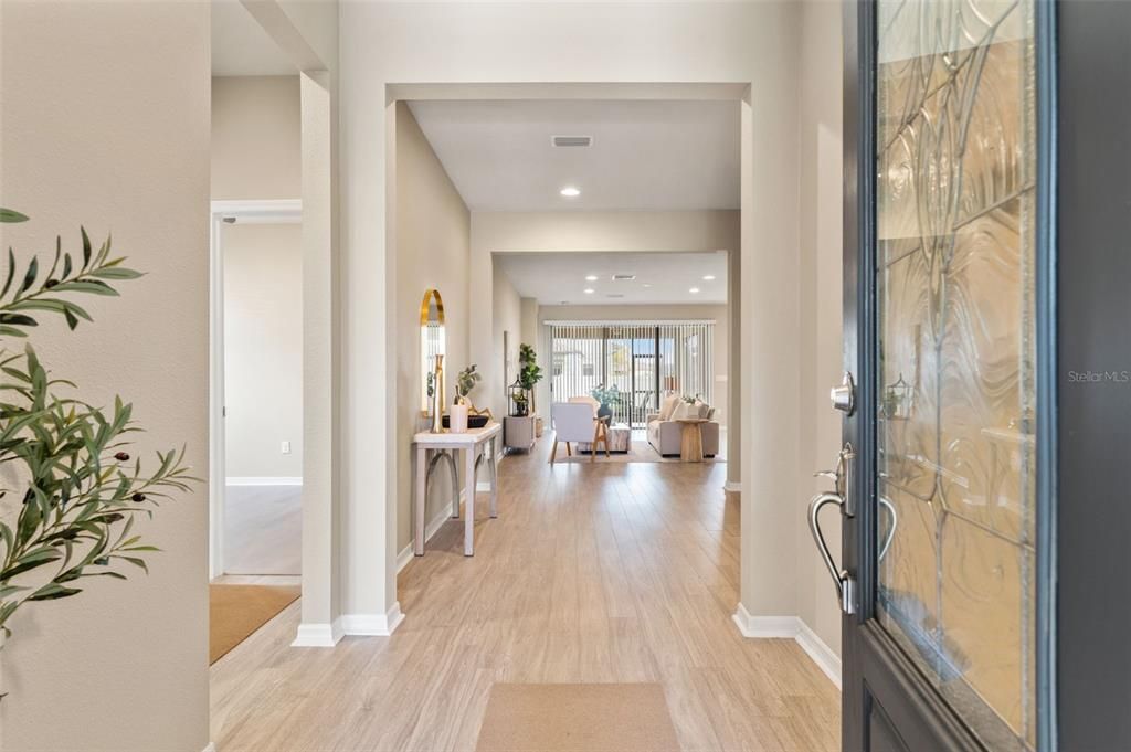 На продажу: $410,000 (3 спален, 2 ванн, 2100 Квадратных фут)