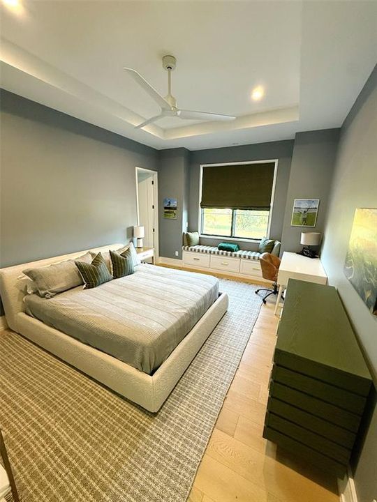 For Sale: $5,920,000 (5 beds, 5 baths, 6445 Square Feet)