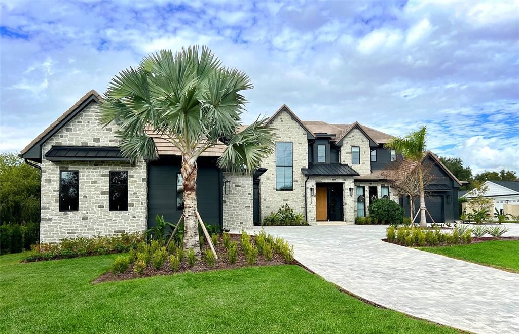 For Sale: $5,920,000 (5 beds, 5 baths, 6445 Square Feet)