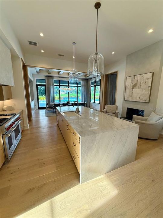 For Sale: $5,920,000 (5 beds, 5 baths, 6445 Square Feet)