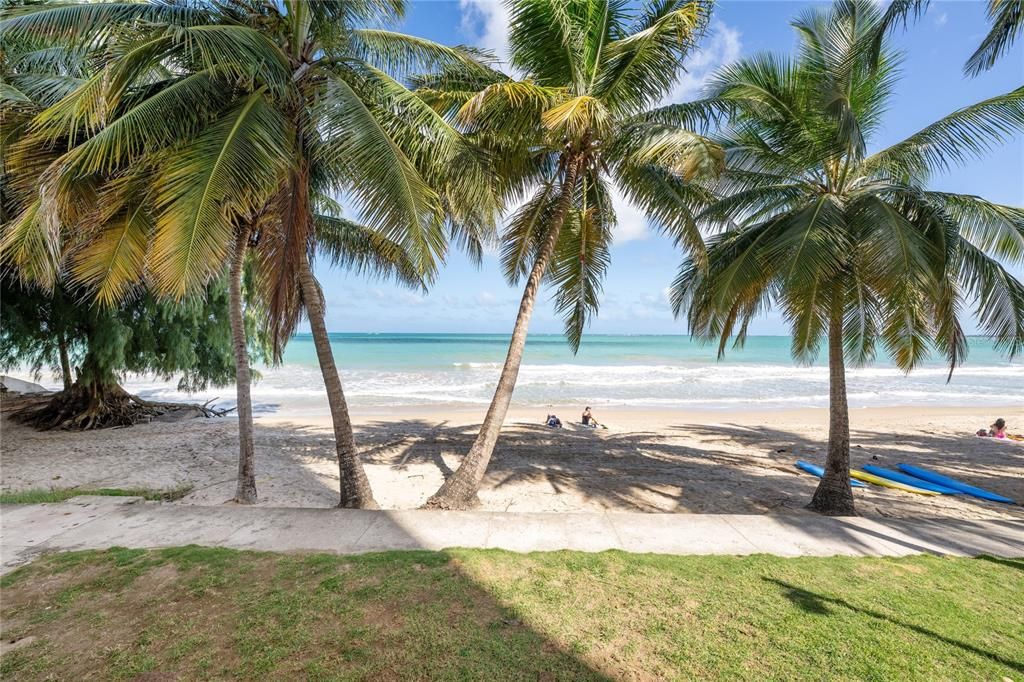 For Sale: $1,200,000 (2 beds, 2 baths, 2068 Square Feet)