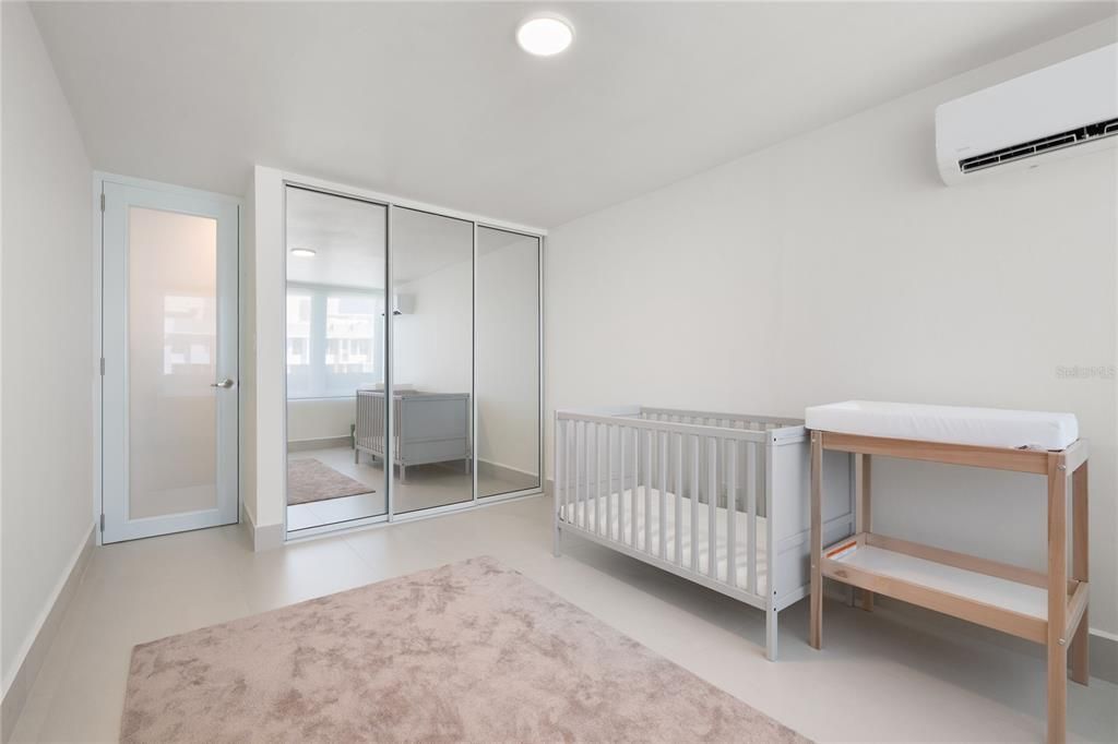 For Sale: $1,200,000 (2 beds, 2 baths, 2068 Square Feet)