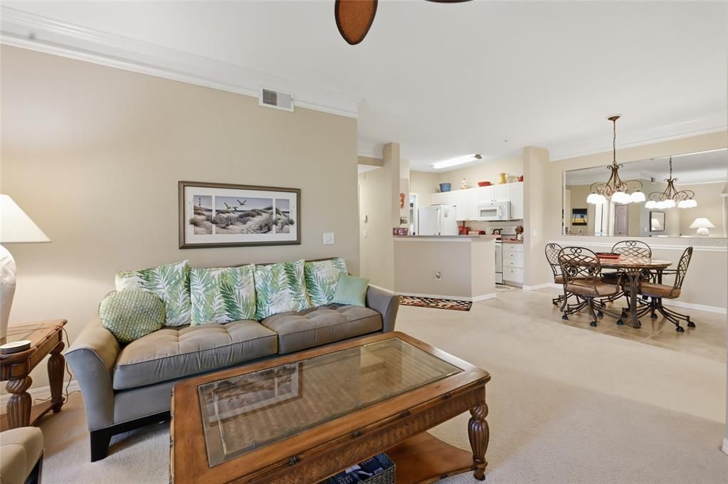 待售: $248,900 (2 贝兹, 2 浴室, 1164 平方英尺)