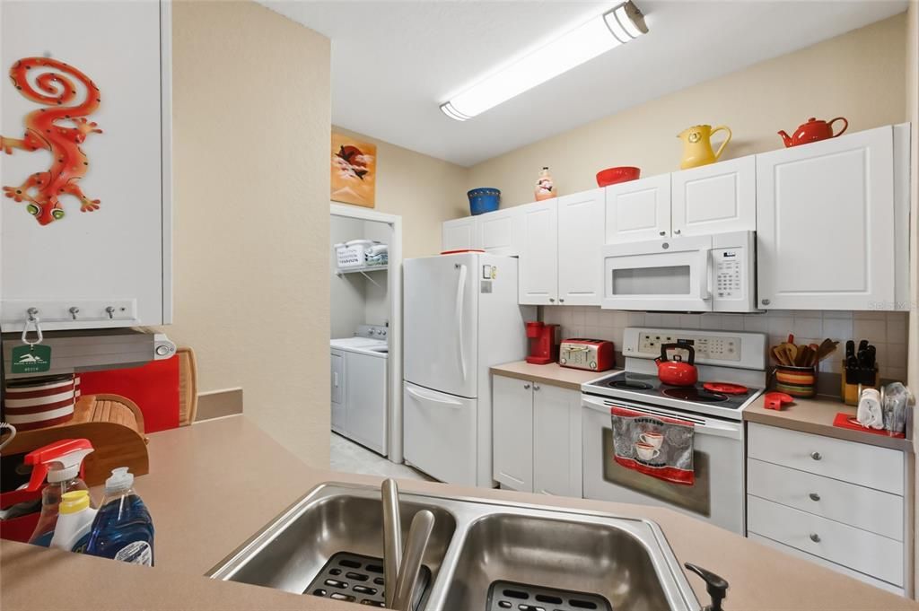 待售: $248,900 (2 贝兹, 2 浴室, 1164 平方英尺)